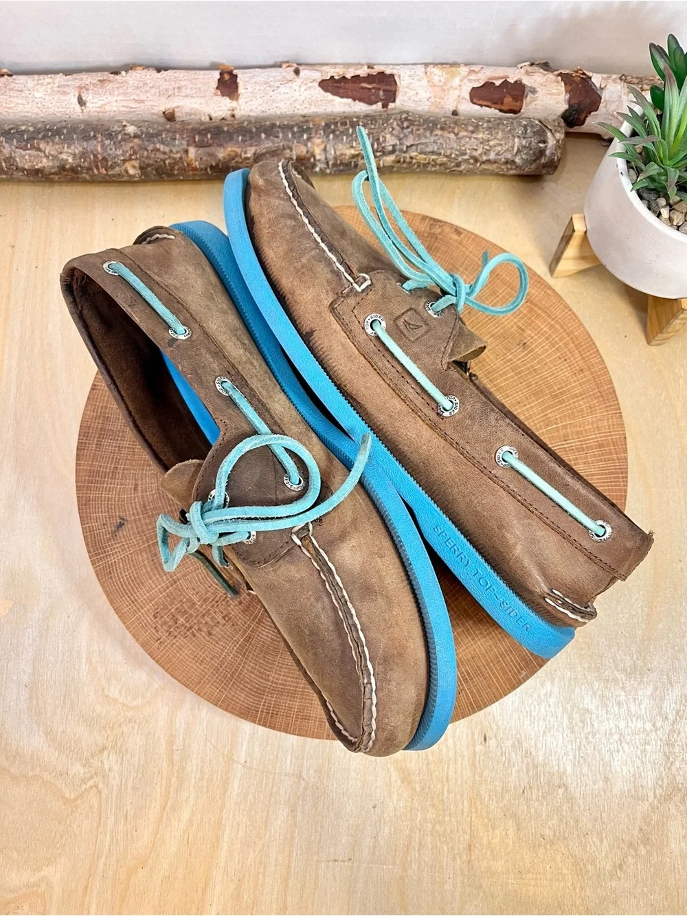 Sperry Top-Sider Authentic Original 2-Eye Boat Shoes – Tan Oiled Leather – Blue